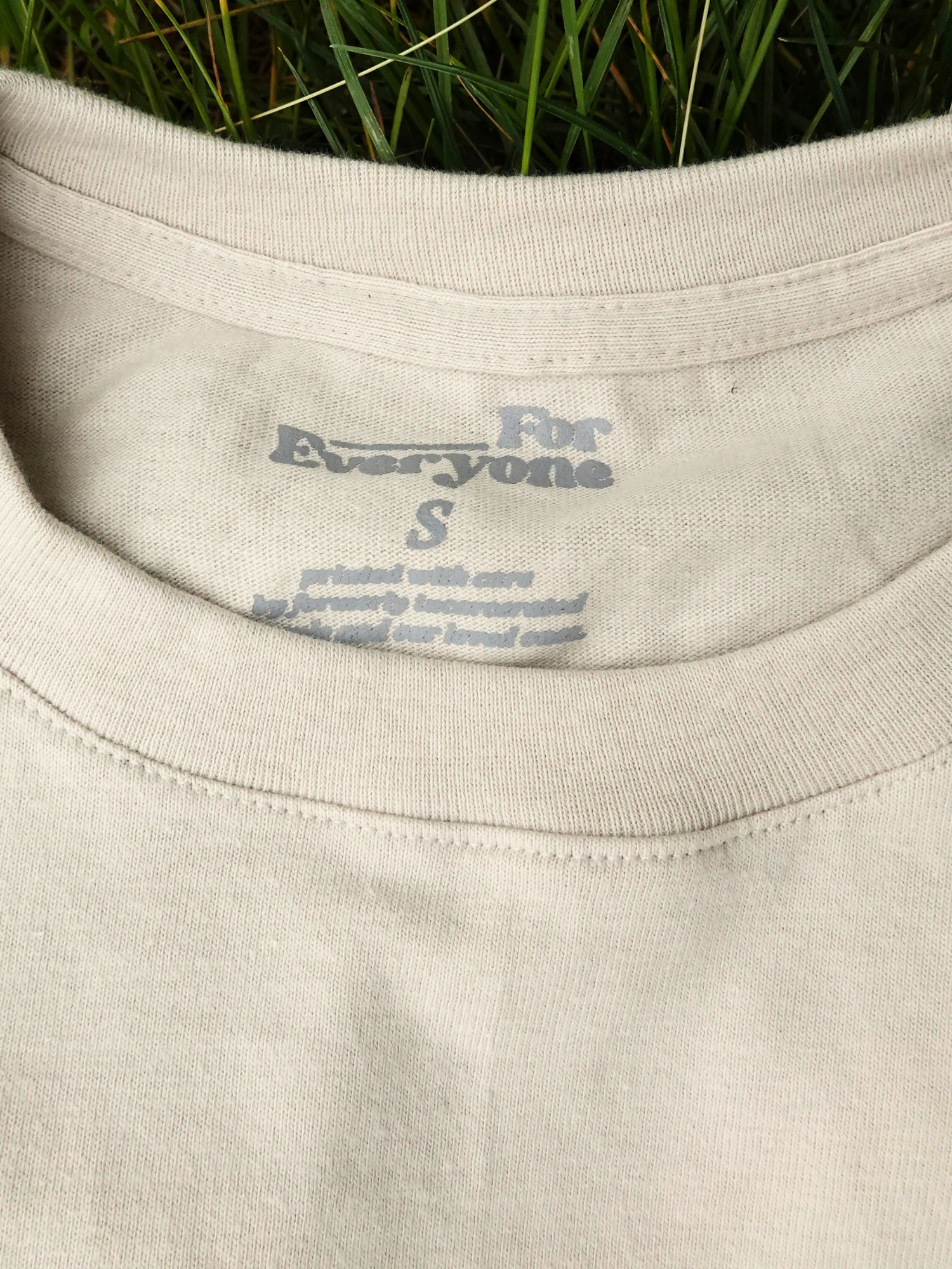 “Seen” Essie Collaboration Oversized Heavyweight Tee